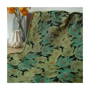 Bán Chạy Nhất Mới Thổ Cẩm Màu Đen Màu Xanh Lá Cây Màu Đỏ Mô Hình Lõi Thanh Lịch Rèm Jacquard Vải