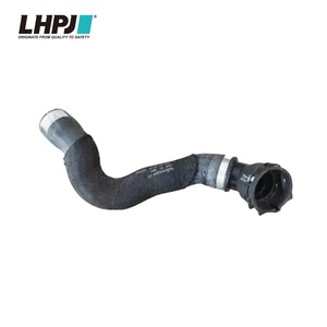 Manguera de Ventilación de Refrigerante 95B122101J 95B122101G para <span class=keywords><strong>Porsche</strong></span> <span class=keywords><strong>Macan</strong></span> S Turbo <span class=keywords><strong>GTS</strong></span> 2014-<span class=keywords><strong>2018</strong></span> 2.0 3.0 3.6, Línea de Retorno del Tanque de Expansión - Product Image 1