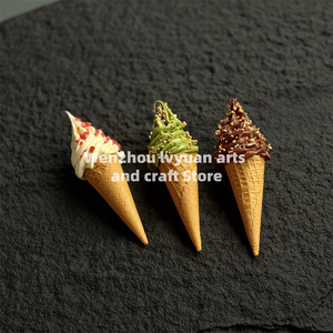 Fausses cornets de crème glacée molle, modèle de dessert réaliste en spirale, accessoire alimentaire pour photographie, décoration de café, pistaches concassées - Product Image 6
