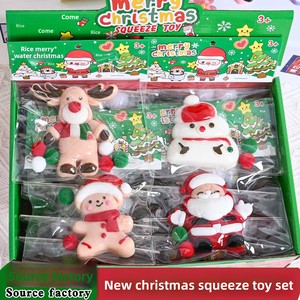 Meilleures ventes transfrontalières : Jouets en caoutchouc à presser de Noël – Père Noël, Bonhomme en pain d'épices, Bonhomme de neige – Cadeaux anti-stress pour les 3 ans et plus - Product Image 2