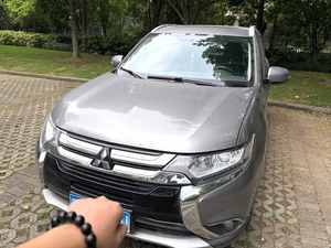 Vente en gros <span class=keywords><strong>Mitsubishi</strong></span> <span class=keywords><strong>Outlander</strong></span> 2020-2024 d'occasion japonaise, SUV, boîte automatique, moteur turbo, sièges en cuir, roues R18, conduite à gauche, couleur foncée - Product Image 1