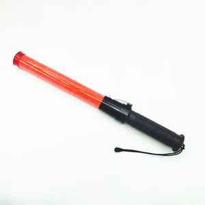 卸売2021新しいスタイル工場交通バトン道路安全制御LED懐中電灯プラスチック信号制御警告バトン - Product Image 3