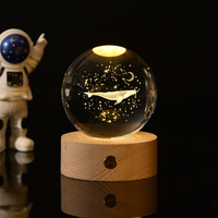 Boule de cristal 3D, cube de lune transparent, poli à la main, base d'affichage LED, artisanat K9 pour cadeau, souvenir ou décoration