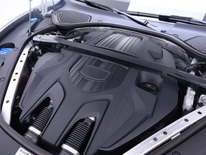 Porsche <span class=keywords><strong>Panamera</strong></span> 2023 <span class=keywords><strong>d</strong></span>'<span class=keywords><strong>occasion</strong></span> à faible kilométrage, Euro 6d, berline de luxe sportive haut de gamme pour l'exportation - Product Image 6