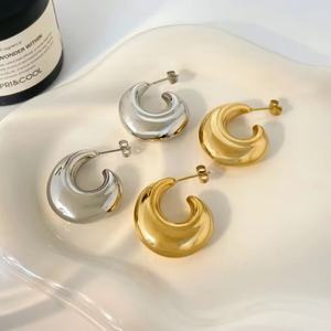 Pendientes de Moda 2024 para Mujer, de Acero Inoxidable con Baño de Oro de 18K, Diseño Hueco Exagerado en Forma de C, Tipo Huggie Grueso - Product Image 5