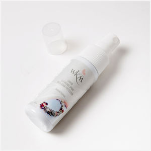 Spray limpiador WKM Charm de 40 ml con protección antimanchas, limpiador de joyas, spray líquido para pulsera Charm - Product Image 1