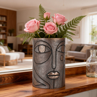 Vase cylindrique en résine artisanale motif visage abstrait, finition bronze texturé, pour fleurs, décoration de table, maison, salon, ornement artistique