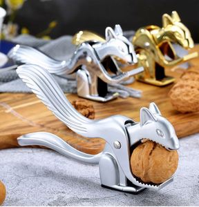 Hot Sale Creative Kitchen Nut Tool Hand Stainless Steel Almond Walnut Nutcracker Custom Pecan Hickory Nut Cracker - Product Image 6