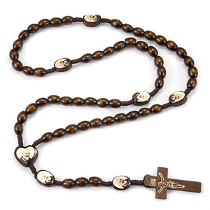 <span class=keywords><strong>Rosario</strong></span> in Legno di San Padre Pio, Perline di Preghiera Cattoliche con Medaglie Rotonde e a Cuore di Padre Pio, <span class=keywords><strong>Rosario</strong></span> con Crocifisso in Legno d'Ulivo - Product Image 5