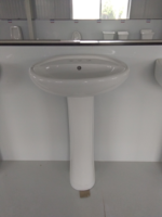 Ensemble sanitaire européen en céramique à double chasse, WC à double chasse, lavabo sur colonne, siphon en P pour salle de bain
