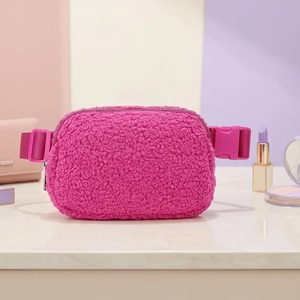 Çok Amaçlı Açık Hava Omuz Göğüs Çantası Kadınlar İçin Çapraz Askılı Çanta Polar Sherpa Bel Çantası - Product Image 1