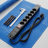 Unidad de Distribución de Energía Francesa, 6 Tomas de Corriente, PDU para Rack con SPD y Interruptor de Doble Disparo, 230V 16A CA, Aleación de Aluminio, Modelo DFWW-32
