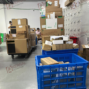 新品オリジナルスポット PLC プログラミングコントローラ DC 電源 24V オートメーション 18 デジタル入力 12 デジタル出力 - Product Image 5