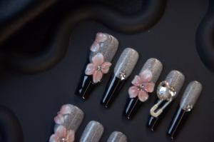 Juego de <span class=keywords><strong>Uñas</strong></span> Postizas de ABS con Diseño de Ataúd y Mariposa Estilo Europeo Americano, Hechas a Mano, con Pegamento <span class=keywords><strong>para</strong></span> Dedos, Cobertura Completa - Product Image 4