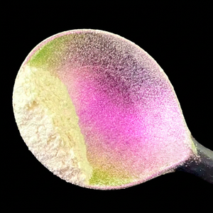 Poudre de paillettes ultra-fine avec effet spectrale holographique pour revêtement automobile et moulage créatif de résine - Product Image 1