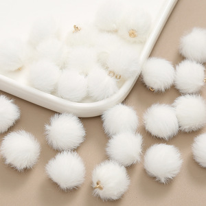 10 pièces pompons <span class=keywords><strong>boule</strong></span> breloques fausse fourrure moelleux Mini pompons pendentifs pour gland porte-clés bijoux à bricoler soi-même faisant des boucles d'oreilles collier - Product Image 5