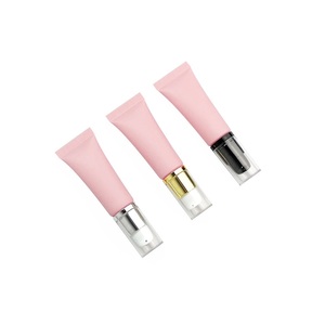 Tubes de gloss à lèvres <span class=keywords><strong>en</strong></span> marque privée, emballage cosmétique rose, flacon de 10 ml, 15 ml, 20 ml, applicateur métallique vide, <span class=keywords><strong>tube</strong></span> de baume à lèvres <span class=keywords><strong>en</strong></span> plastique à presser - Product Image 5