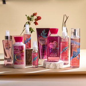 Brume corporelle premium aux pétales de cerisier, <span class=keywords><strong>parfum</strong></span> délicat pour femme, effet éclat doux - Product Image 4