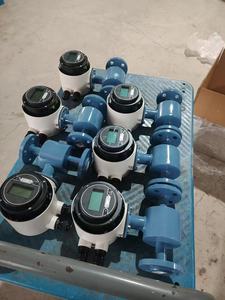 Độ chính xác cao điện từ lưu lượng kế OEM +/-0.5% Độ chính xác IP65-IP68 bảo vệ màn hình thông minh hiệu chuẩn đồ uống - Product Image 4