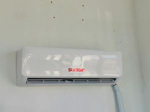 Aire Acondicionado Híbrido de Alta Calidad de 12000, 18000, 24000 BTU, Energía Renovable, Aislado de la Red, Bomba de Calor Solar, Calentador de Agua - Product Image 6