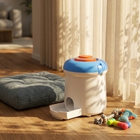 Nouveau Distributeur de Nourriture pour Animaux à Télécommande, Grande Capacité, avec Enregistrement Vocal Personnalisable pour l'Entraînement des Animaux en Extérieur