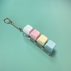 Llavero de Teclado Mecánico Cat Xiaoqi de 4 Teclas, Juguete Antiestrés Portátil de Plástico ABS para Adultos y Adolescentes - Product Image 1