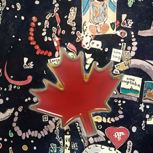 <span class=keywords><strong>Broche</strong></span> en alliage plaqué drapeau canadien en forme de goutte d'eau avec emblème feuille d'érable rouge, thèmes pyramide et amour, accessoires vestimentaires - Product Image 6