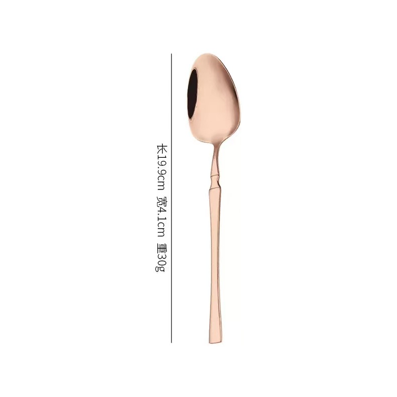 Cuillère à dîner en or rose