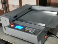 Machine électrique de pliage et de perforation du papier, machine de découpe perforée et de pliage, machine de perforation