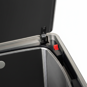 Large Stainless Steel Foot Pedal Trash Can, Commercial Step-on Garbage Can <b>Waste</b> <b>Bin</b> for hospitals - Product Image 1