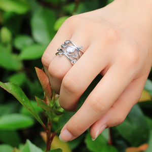 Anello Geometrico Curvo per Donne, Stile Moderno Creativo, Elegante Accessorio da Dito - Product Image 4