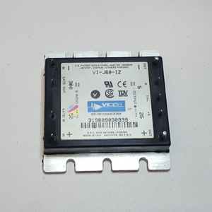 Convertidor CC-CC Corporation VI-J60-IZ-S de 25W, Salida de 48V 5A, Montaje a través de orificio - Product Image 1