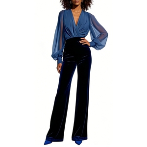 Combinaison pour femme en velours et mousseline - Combinaison formelle à manches longues et col en V profond, coupe évasée, tendance - Product Image 2