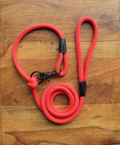 Coral Rouge <b>Leash</b> - Product Image 1