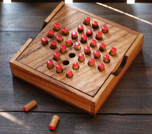 Juego de <span class=keywords><strong>solitario</strong></span> de madera, tablero de <span class=keywords><strong>solitario</strong></span> de clavija clásico, diseño de madera Premium, rompecabezas de estrategia de un solo jugador - Product Image 1