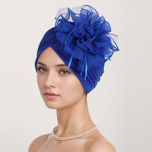 Chapeau Chimiothérapie Turban Élégant en Satin Respirant <span class=keywords><strong>et</strong></span> Élastique avec Grande Fleur <span class=keywords><strong>et</strong></span> Ruban pour Femmes Style Européen-Américain - Product Image 3