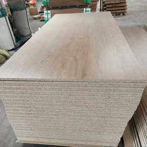 Panel <span class=keywords><strong>OSB</strong></span> de Pino de 6mm -18mm al por Mayor, Panel <span class=keywords><strong>OSB</strong></span> Laminado Impermeable para Construcción y Decoración - Product Image 1