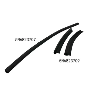 Set di Guarnizioni per il Cofano Motore per Tiguan 2017-2026 e <span class=keywords><strong>Seat</strong></span> <span class=keywords><strong>Tarraco</strong></span> 2019-2024 5NA823707 5NA823709 - Product Image 1