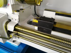 Tour à métaux universel horizontal CA6261 à banc déporté, de moyenne capacité, manuel, haute rigidité, multifonctionnel, de précision, garantie 3 ans - Product Image 5