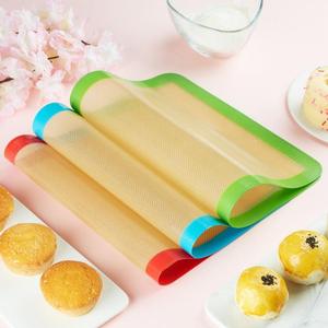Feuille <span class=keywords><strong>de</strong></span> <span class=keywords><strong>cuisson</strong></span> au four sans danger <span class=keywords><strong>pour</strong></span> les aliments antiadhésifs <span class=keywords><strong>tapis</strong></span> <span class=keywords><strong>de</strong></span> <span class=keywords><strong>cuisson</strong></span> <span class=keywords><strong>tapis</strong></span> <span class=keywords><strong>de</strong></span> <span class=keywords><strong>cuisson</strong></span> en <span class=keywords><strong>Silicone</strong></span> réutilisable <span class=keywords><strong>de</strong></span> qualité supérieure <span class=keywords><strong>tapis</strong></span> <span class=keywords><strong>de</strong></span> <span class=keywords><strong>cuisson</strong></span> en <span class=keywords><strong>Silicone</strong></span> <span class=keywords><strong>pour</strong></span> la <span class=keywords><strong>cuisson</strong></span> - Product Image 4