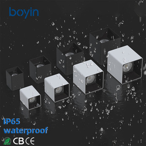 Style chaud <span class=keywords><strong>IP65</strong></span> Étanche Extérieur <span class=keywords><strong>Led</strong></span> <span class=keywords><strong>Spot</strong></span> Plafond Downlights Downlighters Plafond Carré <span class=keywords><strong>Salle</strong></span> <span class=keywords><strong>De</strong></span> Bains 10w Cct Profil Bas Encastré - Product Image 1