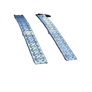 Opritten 7.5 'Gebogen Atv-Laadhellingen-1,500 Lb. Capaciteit - Product Image 1