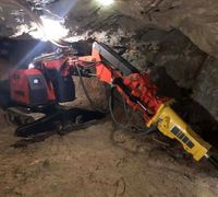 Renovación urbana Demolición y reconstrucción de áreas residenciales antiguas Robots de ingeniería de demolición