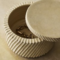 Nouveau design Boîte décorative en céramique de style nordique Boîte à bijoux ronde et carrée en céramique Boîte à bijoux en céramique pour la décoration intérieure