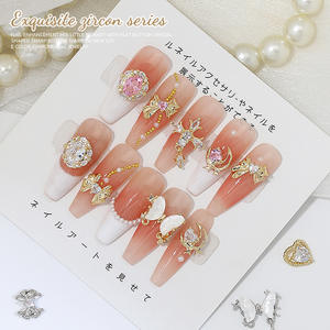 デザイナーブランドロゴデコレーションチャームラインストーン高級メタル携帯ケースチャームキラキラジュンクDIYクラフトアクセサリーキャスティング - Product Image 5