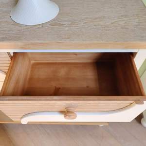 Console en bois massif blanc rustique, style nordique, meuble d'entrée pour salon avec étagère, idéal pour la maison de campagne - Product Image 4