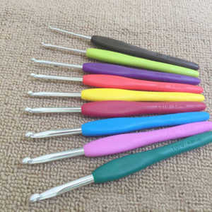 Agujas de tejer con mango de silicona, <span class=keywords><strong>Kit</strong></span> de agujas de ganchillo de 2-6mm para manualidades DIY, accesorios coloridos, herramienta Multicolor, 9 Uds. - Product Image 2