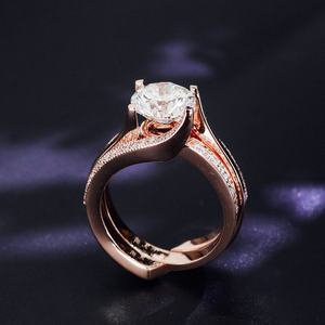 Anillo de Compromiso de Diamante de Laboratorio en Oro Sólido de 14K, Certificado IGI, 2CT D VS, Conjunto de Anillos de Boda con Diamante Cultivado en Laboratorio - Product Image 1