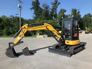 Miniexcavadora 9035E de 3.5 Toneladas, Fácil de Usar, con Sistema de Control Intuitivo, Perfecta para la Formación de Operadores Principiantes - Product Image 2