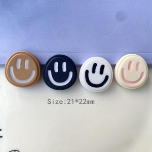 100 unids/bolsa <span class=keywords><strong>MIMI</strong></span> Caf redondo sonrisa cara resina encantos para Slime móvil caso llavero DIY artesanía Decoración - Product Image 6